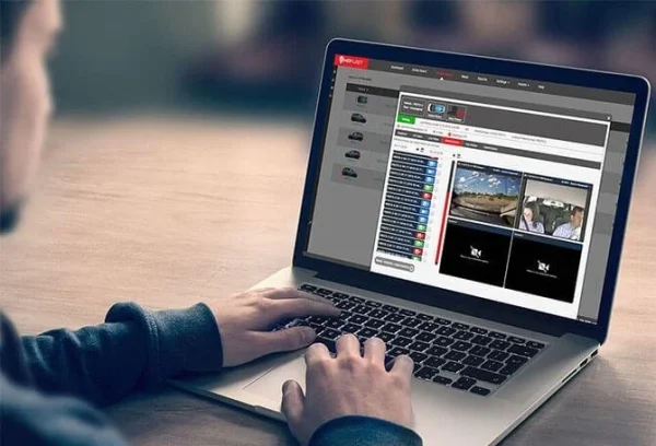 Commercial Dashcams contact1 600x408 1